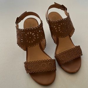 XOXO wedge sandals 7M